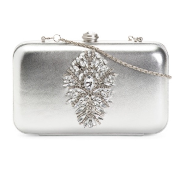 Badgley mischka clutch Clearance